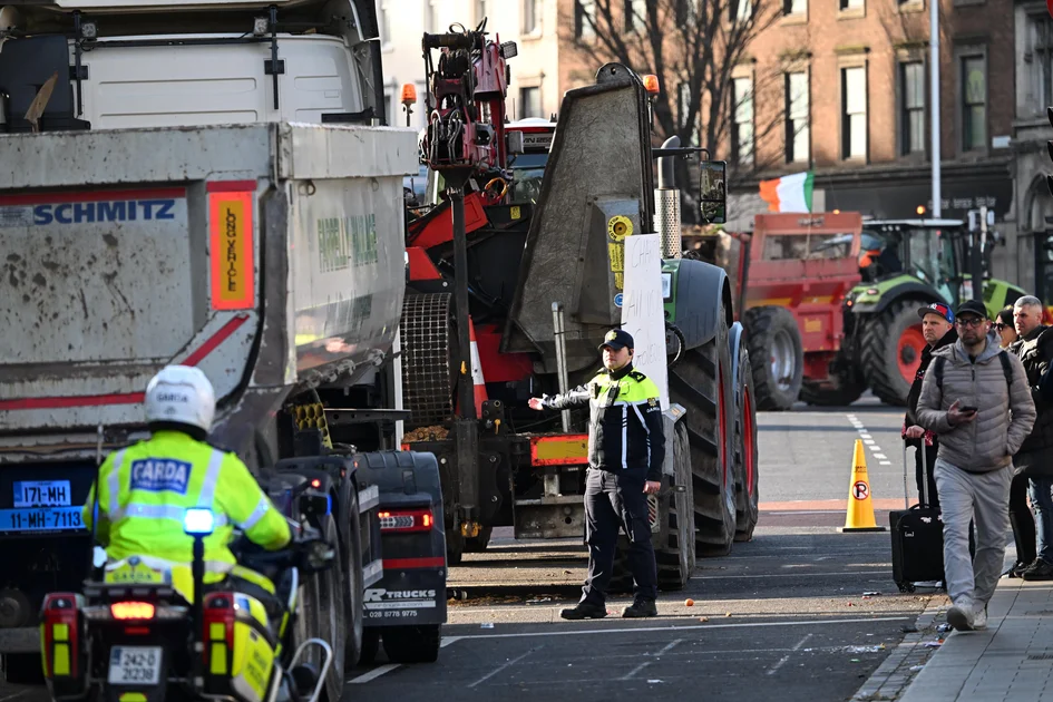 Fuel protests: ‘Significant’ delays due to motorway closures; truck drivers ‘intimidated and threatened’