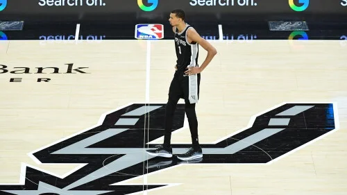 Oklahoma City Thunder v San Antonio Spurs - Game Three