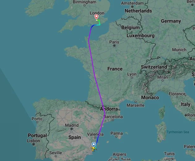 An easyJet flight from Alicante to Manchester has diverted to Gatwick Airport after declaring an emergency on board. Flight U25521 reportedly declared an emergency when flying over the southern British coast this morning. The plane, bound for Manchester, landed on runway 26L at Gatwick Airport around 8.30am on Sunday. It is not clear exactly what the medical emergency was and if the plane was met by emergency services when it landed at the major London airport.