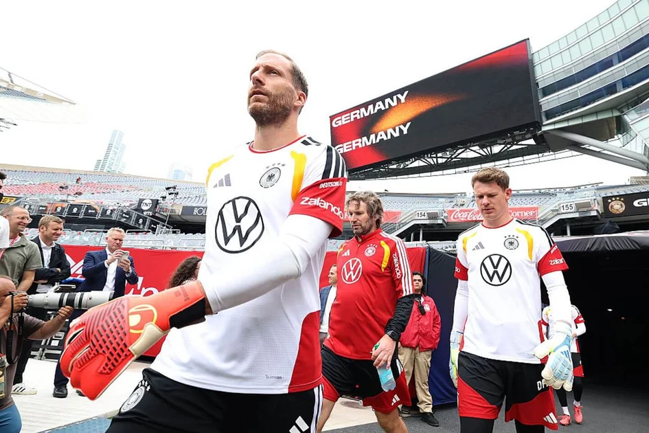 Germany team: Baumann starts in goal