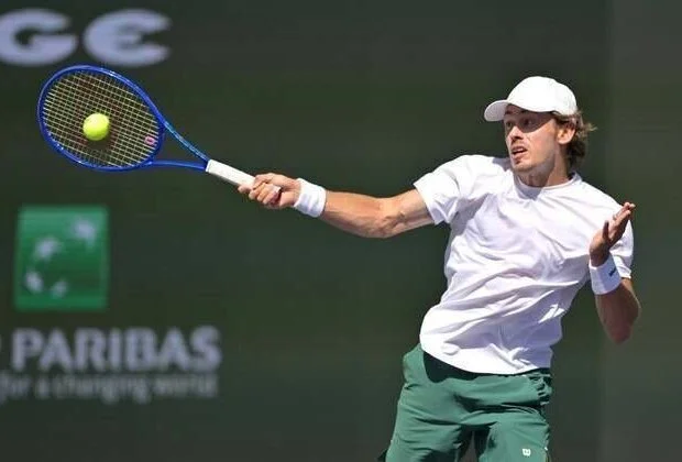 ATP roundup: Alex de Minaur cruises into London quarterfinals