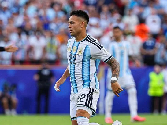 Lautaro Martinez Earns Starting Nod Over Julian Alvarez for Argentina’s World Cup Opener Against Algeria