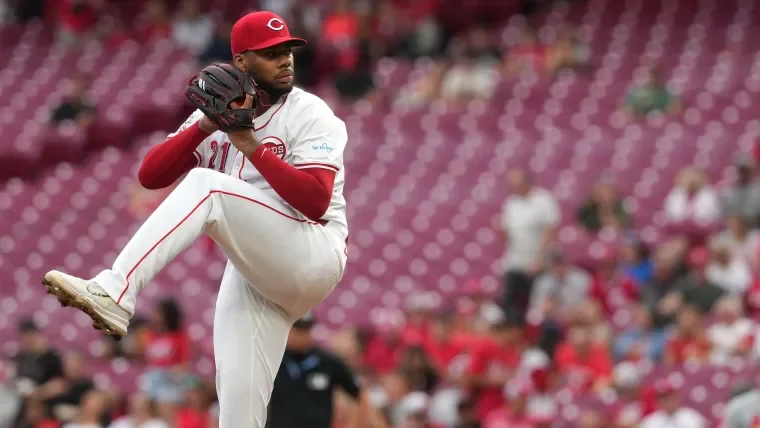 Reds' Hunter Greene gets key injury update on return timeline image