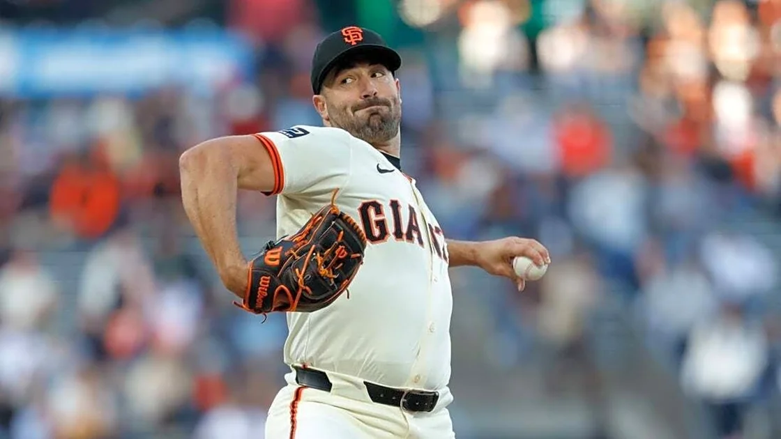 Robbie Ray, Giants look for series split with Padres