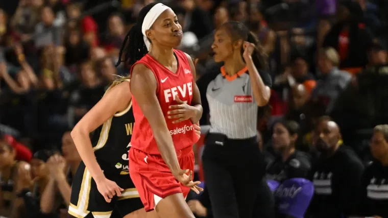 Indiana Fever make key roster decision as WNBA playoffs loom image