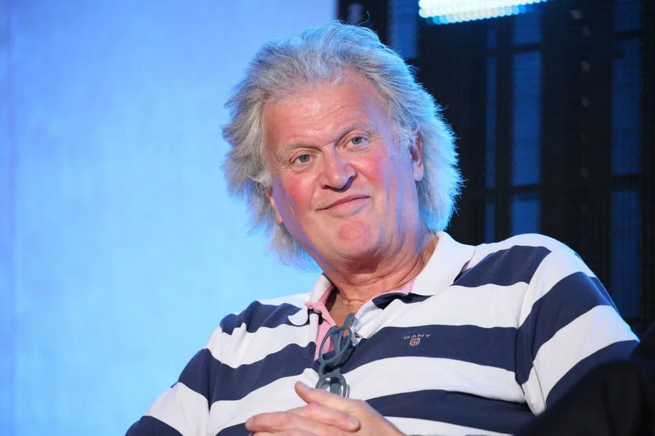 Wetherspoons bans loudspeaker calls and music in all 792 pubs after noise complaints