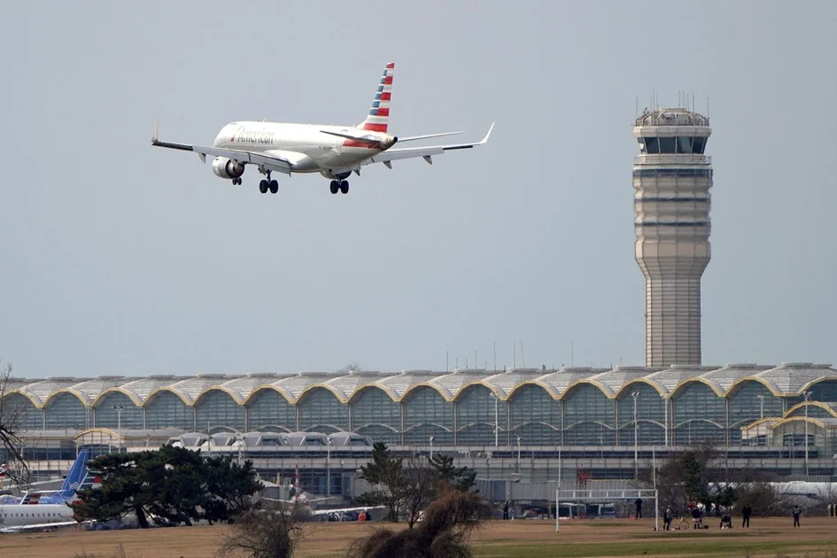 Racist flier duct-taped to seat after screaming slurs and hitting passenger: report
