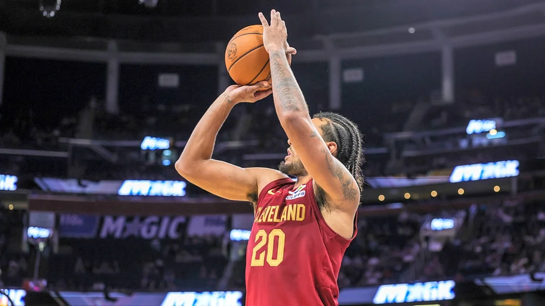 Cavs pick up fourth-year option on Jaylon Tyson