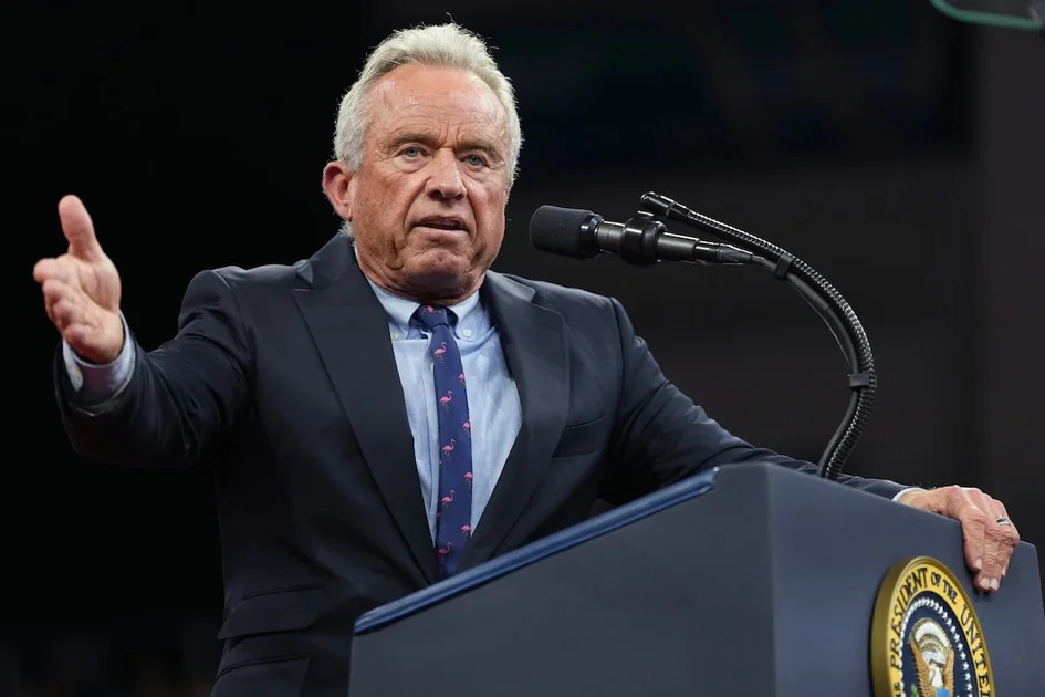 RFK Jr. eases access to unproven peptides despite opposition from FDA scientists